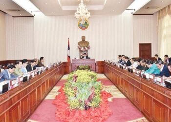 Phiên họp thường kỳ Chính phủ diễn ra sôi nổi với nhiều nội dung quan trọng
