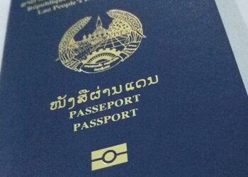 Hộ chiếu Việt Nam ít quyền lực hơn hộ chiếu Lào