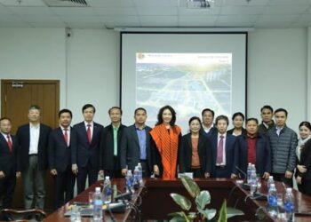 31. Tổng Kiểm toán Lào đến thăm Tập đoàn Nam Cường