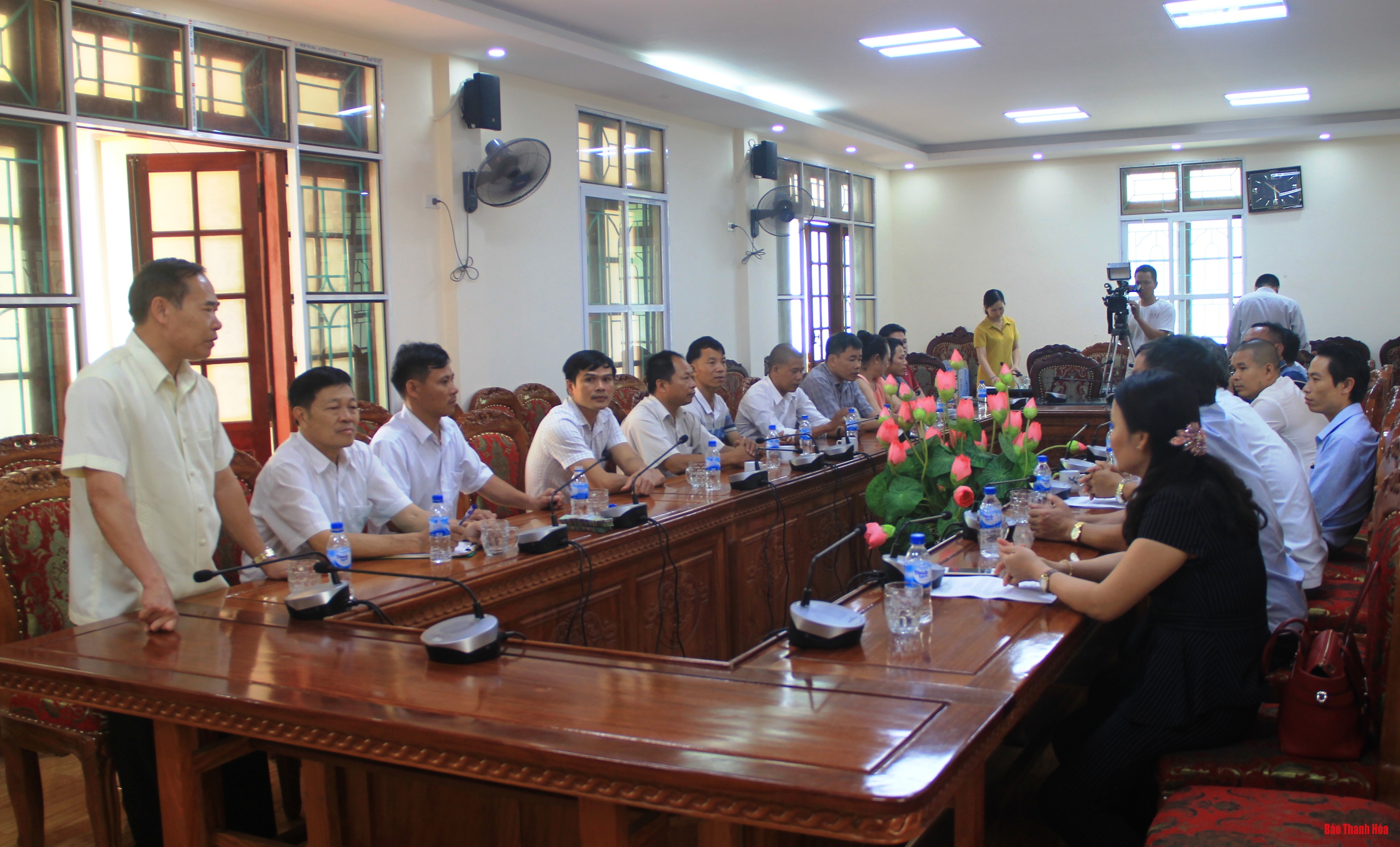 Cộng đồng người Việt tại Hủa Phăn, Lào hỗ trợ đồng bào vùng lũ Quan Sơn, Mường Lát