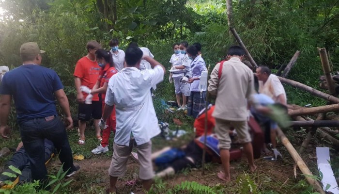 Xe khách Trung Quốc tai nạn tại Luangprabang, 13 người chết