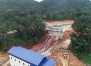 Mưa lớn làm sạt đập thủy điện tại Xiêng Khoảng