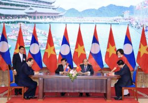 Việt Nam cho Lào hơn 1.000 suất học bổng trong năm 2020