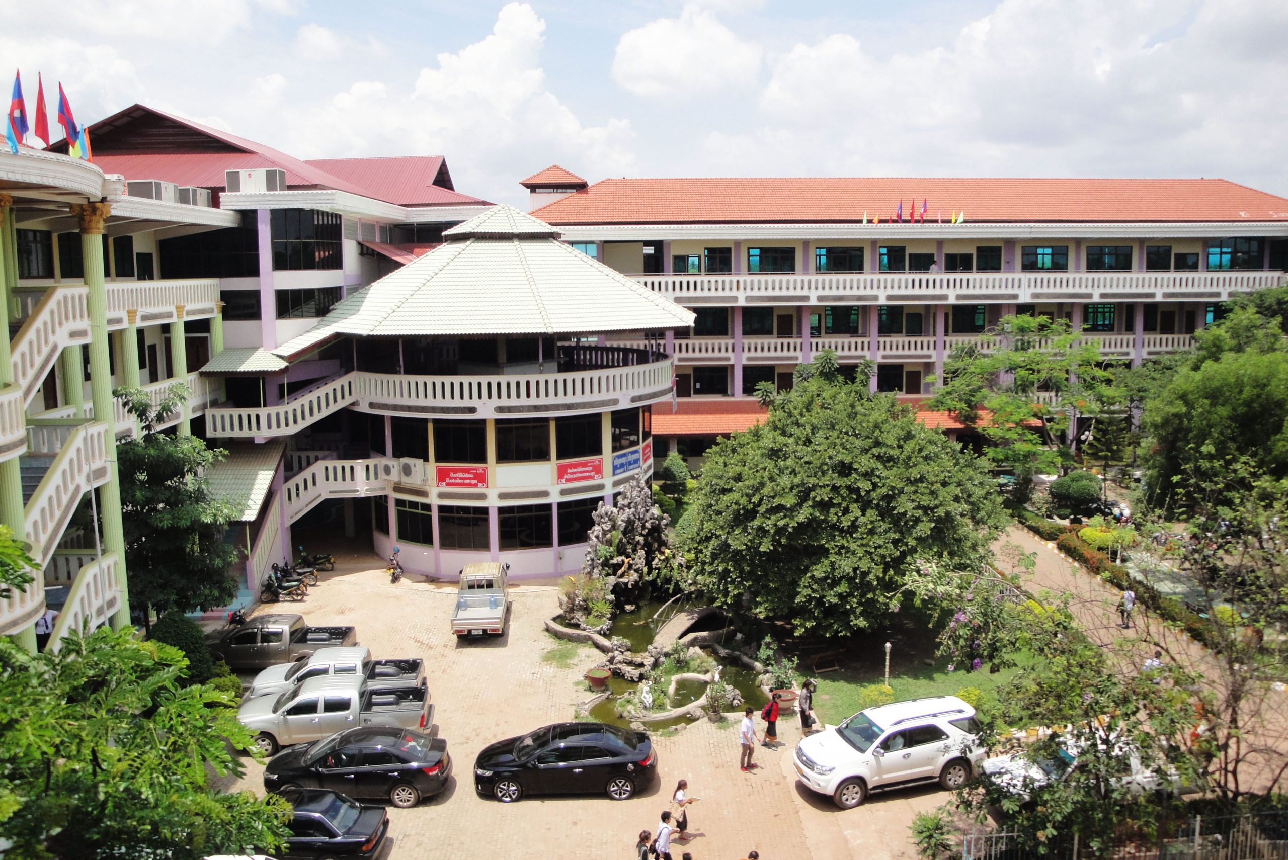 Trường học ở Vientiane tạm đóng cửa do lo ngại dịch viêm phổi