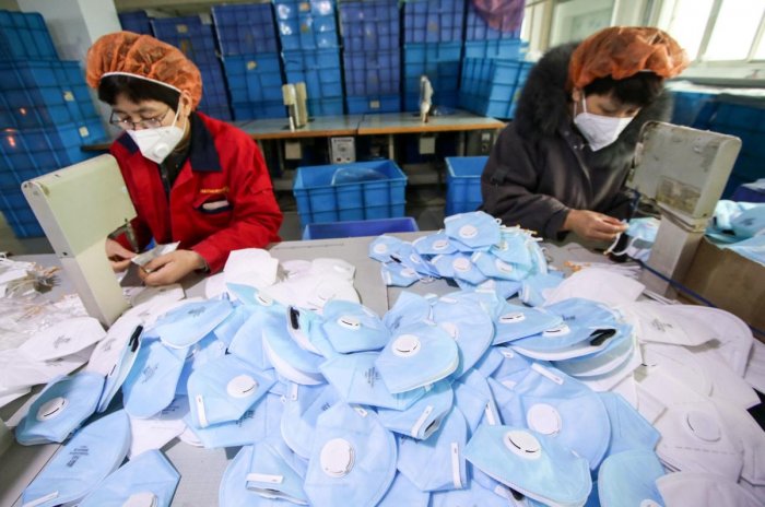 Thiếu nguồn cung, Lào cho phép doanh nghiệp nhập khẩu và phân phối khẩu trang y tế
