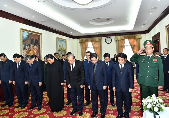 Lãnh đạo Đảng, Nhà nước viếng Đại tướng Sisavath Keobounphanh, nguyên Thủ tướng Lào