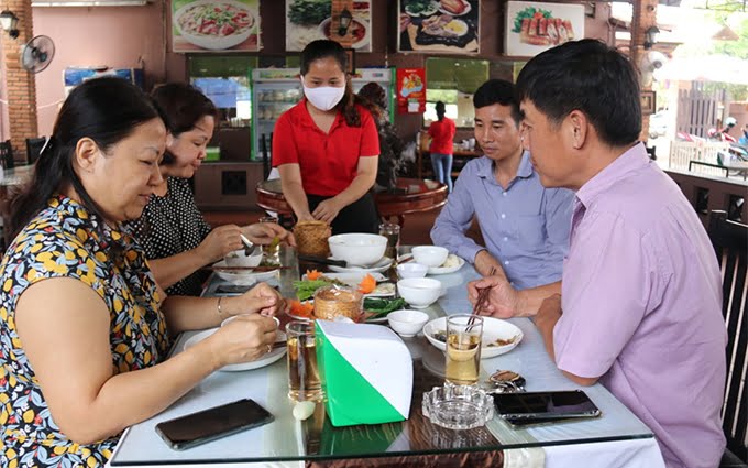 Lào bước đầu thành công trong cuộc chiến chống Covid-19