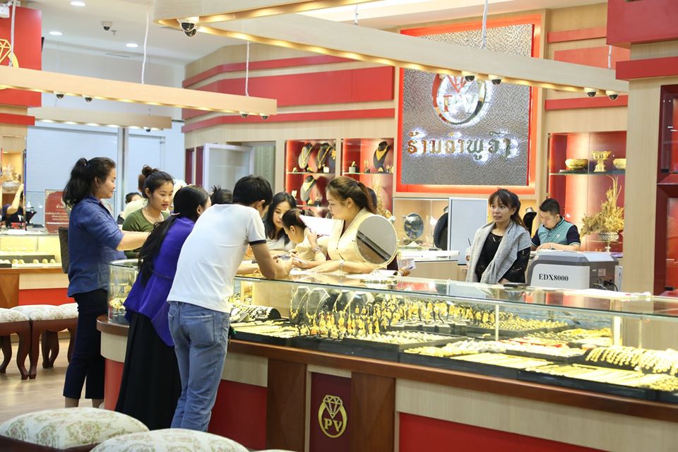 Giá vàng tại Lào vẫn đang ổn định ở mức cao