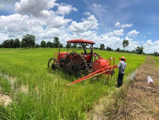 Lào nới lỏng thủ tục nhập khẩu máy kéo nông nghiệp