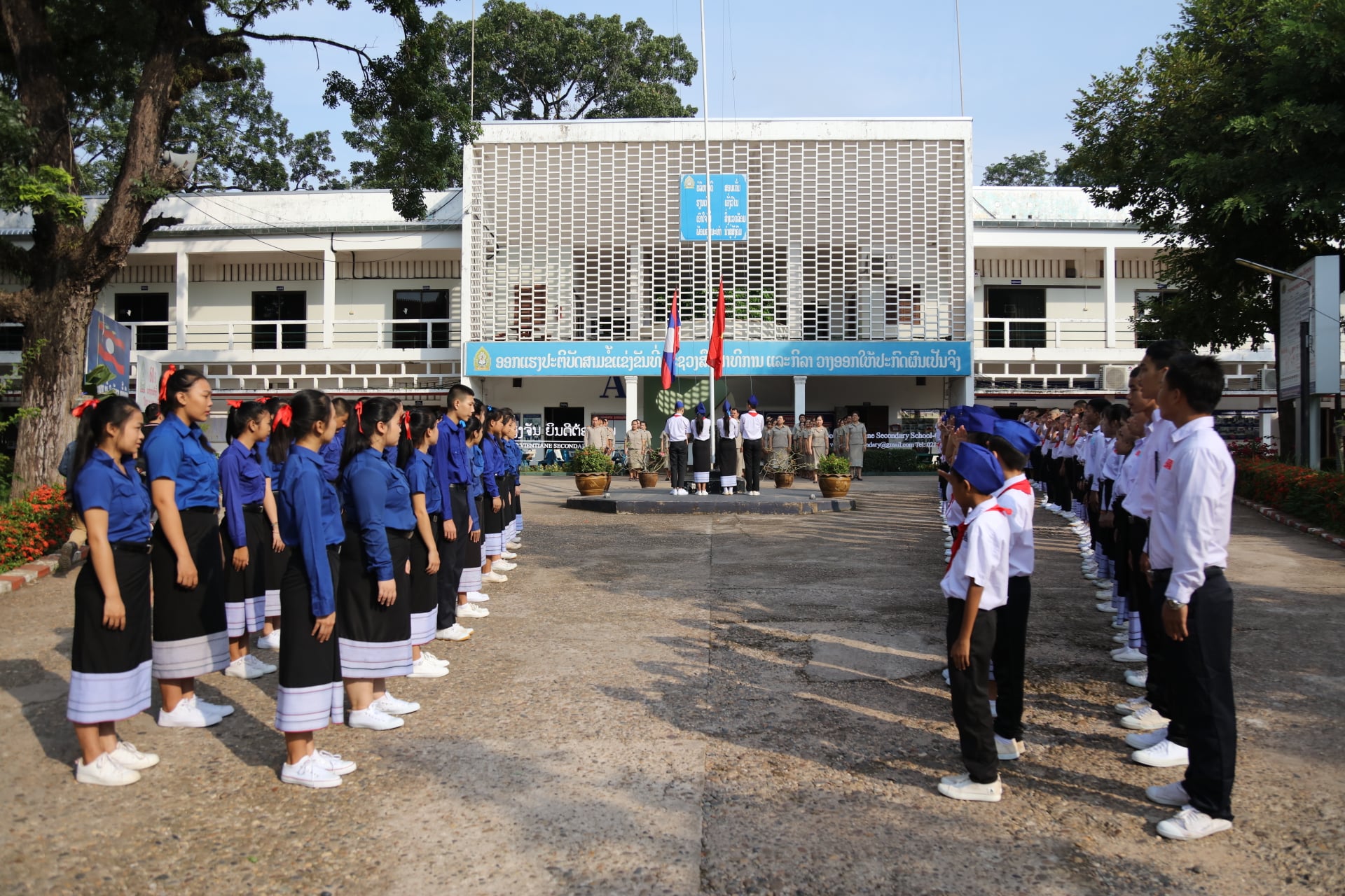Trường học tại Lào tập trung thực hiện việc phòng dịch khi bước vào năm học mới