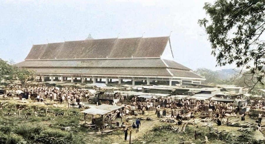 Người Lào không muốn phá bỏ “di sản” chợ Sáng