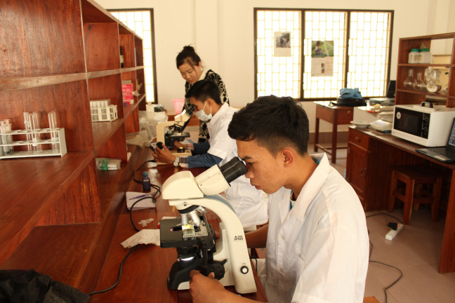 Lào tổ chức tham vấn dự thảo quy định quản lý phòng thí nghiệm