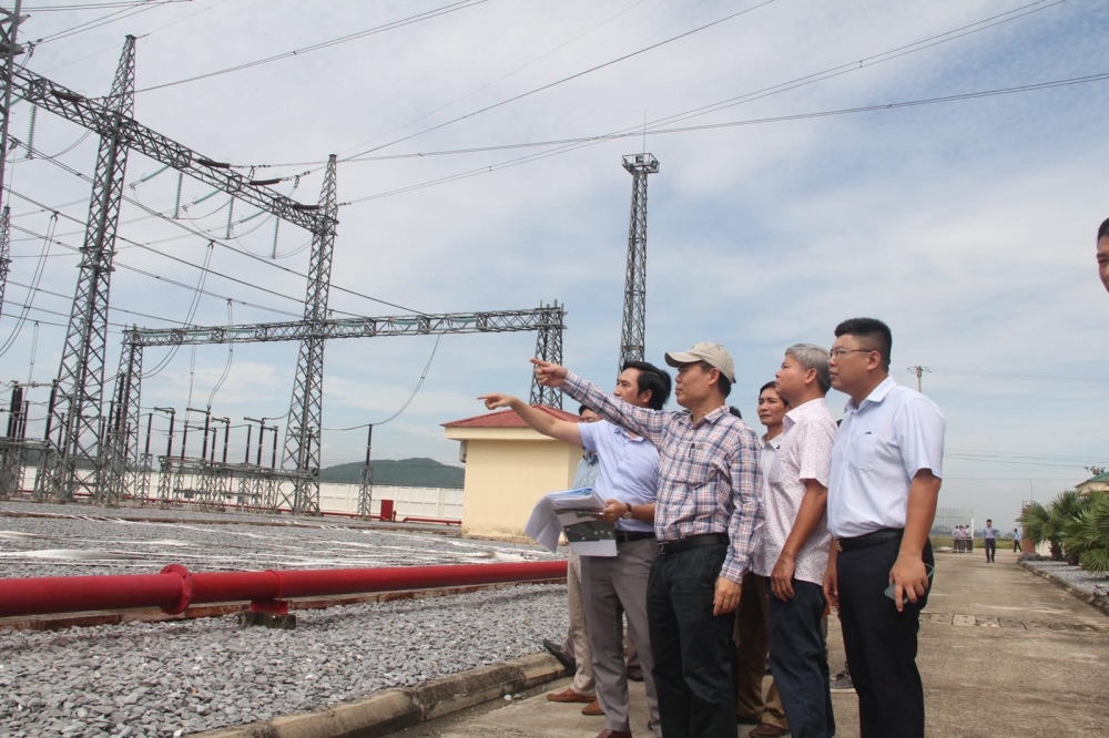 Triển khai dự án phục vụ nhập khẩu điện từ Lào gặp khó khăn quy hoạch
