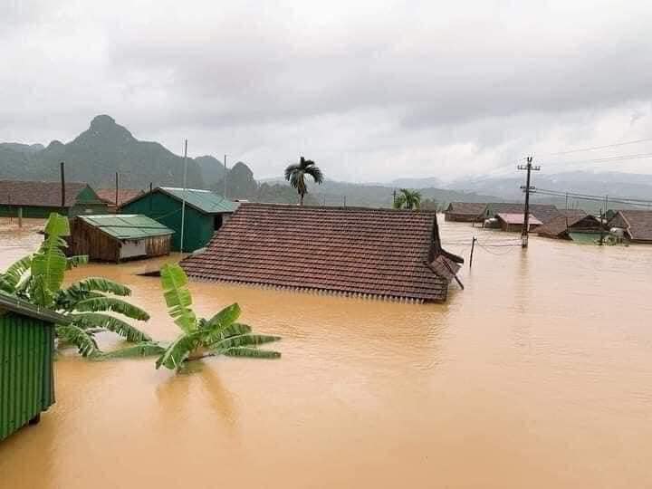 Mưa lớn, tỉnh Savannakhet ngập lụt nặng