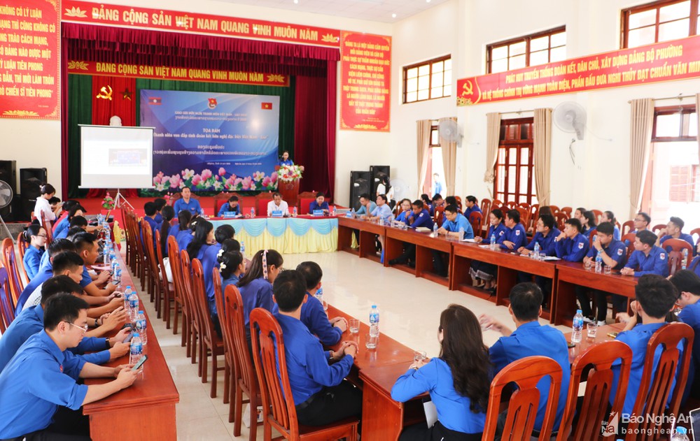 Thanh niên vun đắp tình đoàn kết hữu nghị đặc biệt Việt – Lào