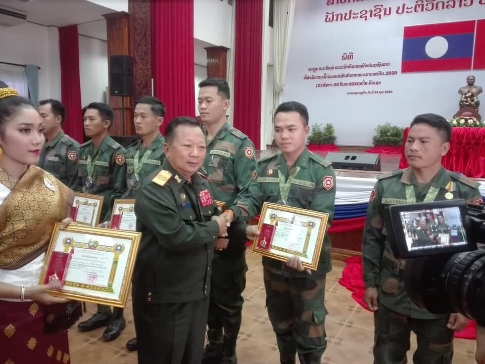 Bộ Quốc phòng Lào khen thưởng đội tuyển tham dự Hội thao quân sự quốc tế