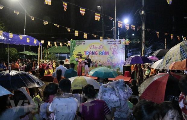 Tet Trung thu y nghia cua con em Viet kieu o thu do Vientianne cua Lao hinh anh 3