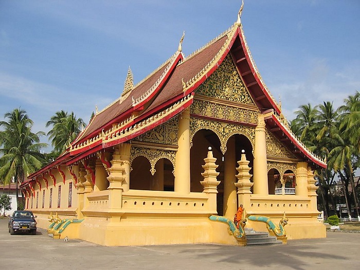 Phật giáo: tôn giáo gắn liền với đời sống người dân Lào