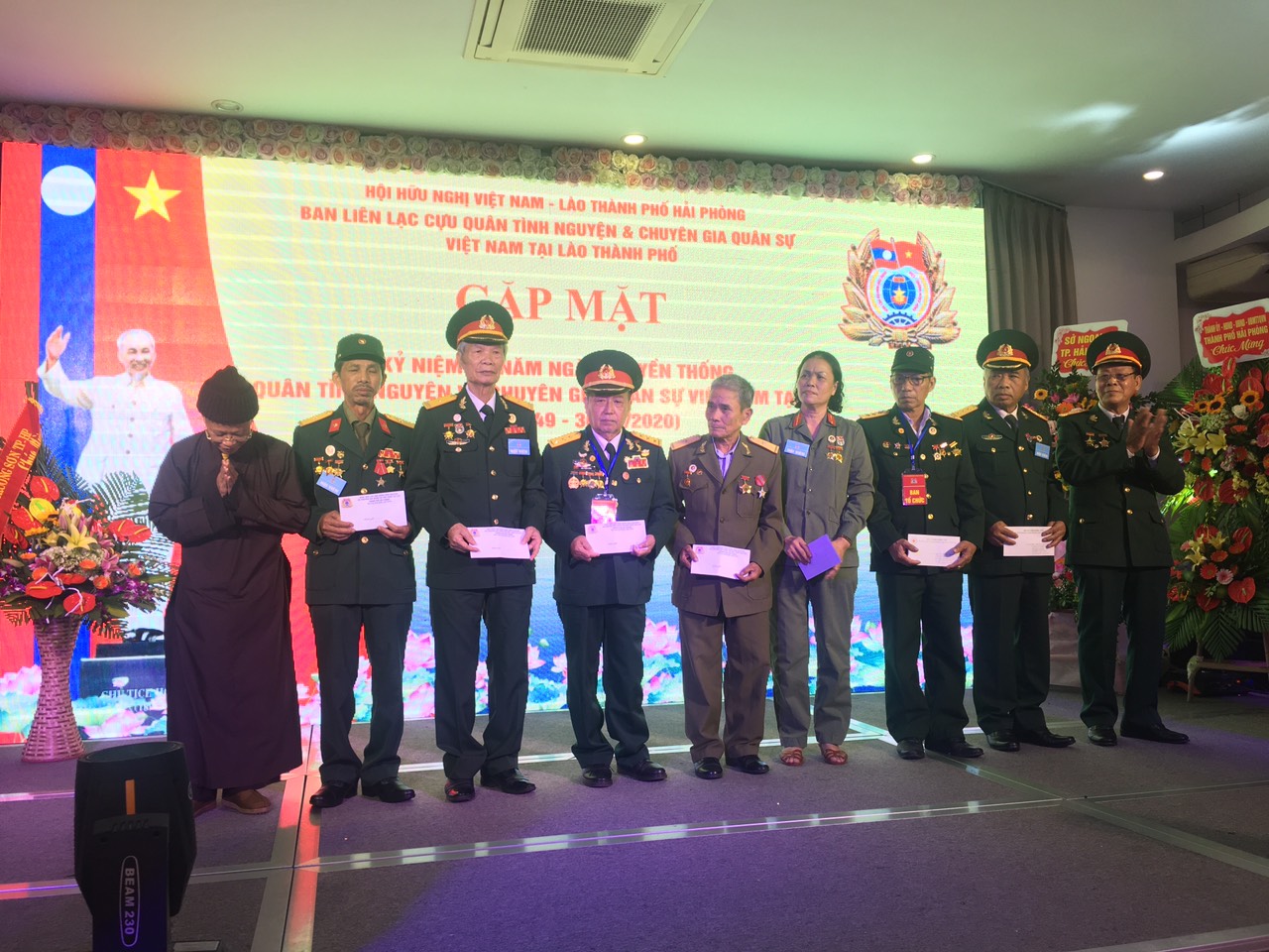 Cựu quân tình nguyện và chuyên gia quân sự tại Lào TP Hải Phòng gặp mặt nhân 71 năm ngày truyền thống (30/10 – 1949/2020)