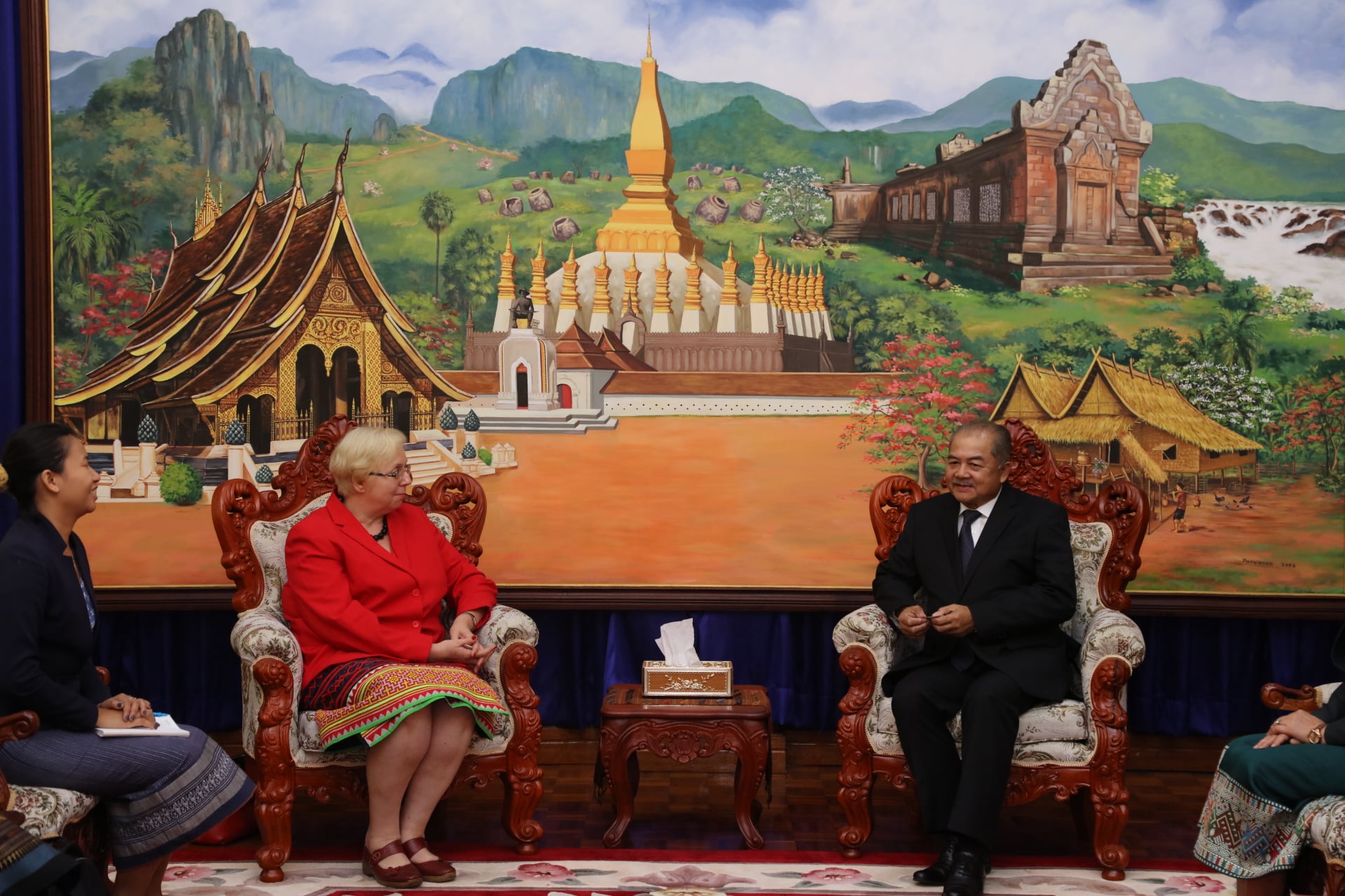 Lãnh đạo Lào tiếp tân Đại sứ EU