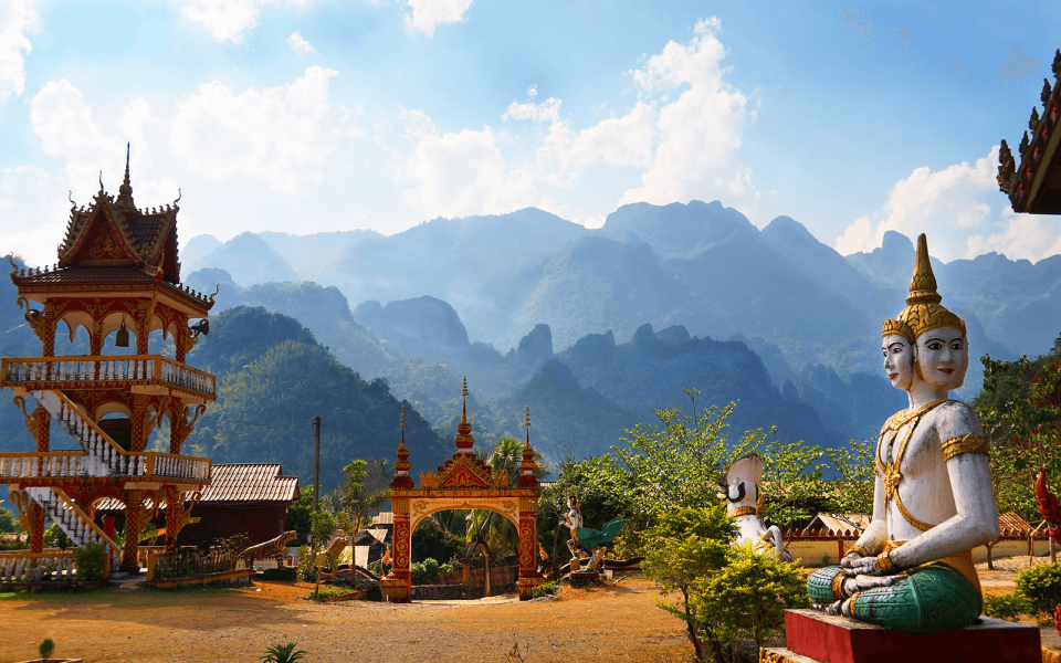 Du lịch lào đối mặt với nhiều thách thức