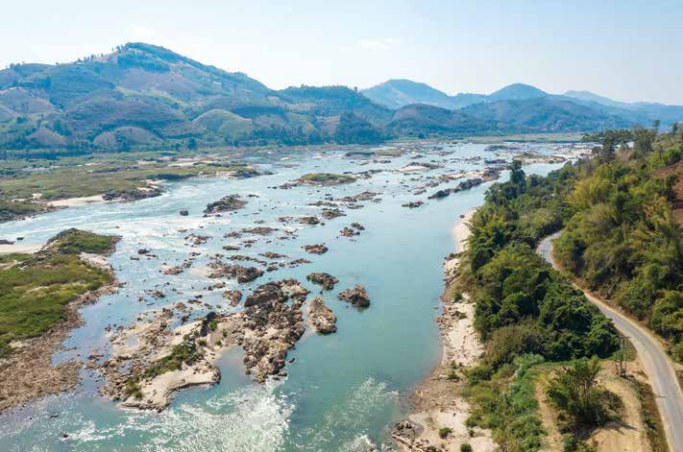Mực nước sông Mekong thấp, dễ xảy ra vượt biên trái phép