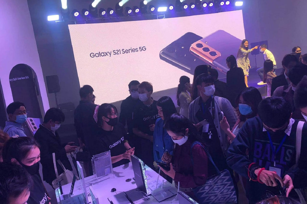 Samsung mở bán điện thoại Galaxy S21 5G tại Lào