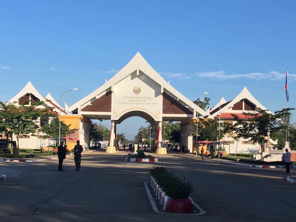 Lào-Campuchia đàm phán hợp tác chống trốn lậu thuế
