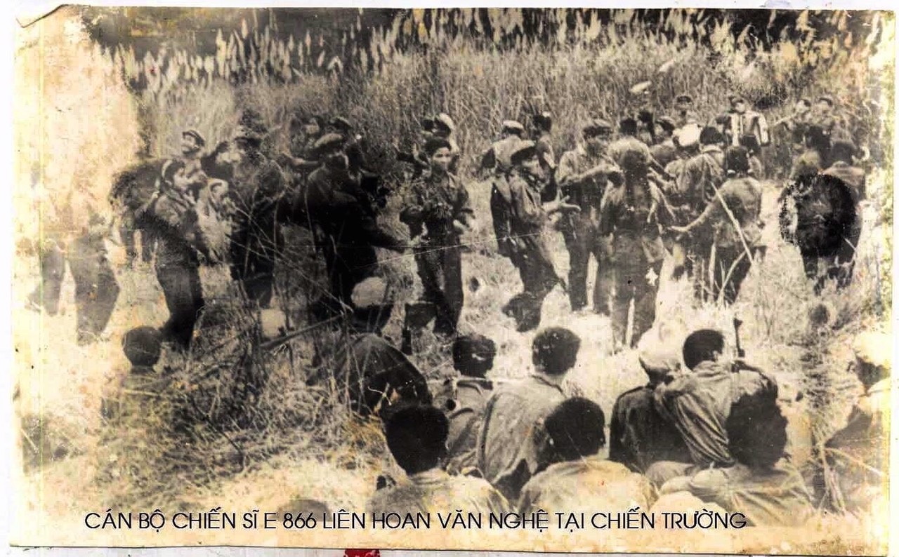 Chuyện tình ở bản Na Mon : chuyện chưa kể