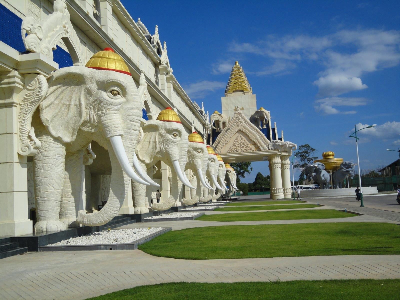 Savannakhet đẩy mạnh phát triển du lịch
