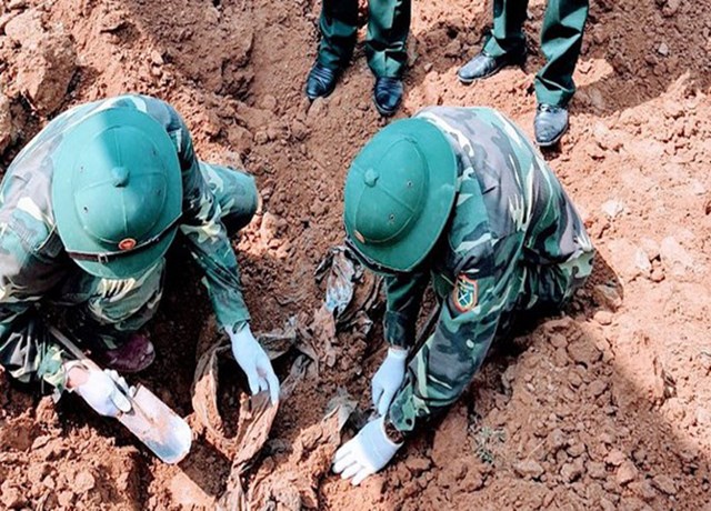 Tìm thấy nhiều hài cốt liệt sĩ Việt Nam tại Lào