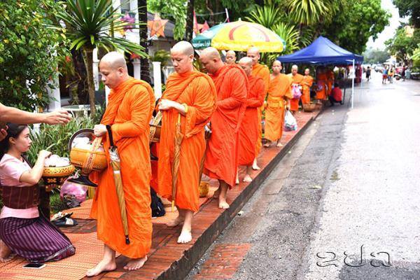 Văn hóa: Lễ hội mãn chay Bun Oọc P’hăn Sả