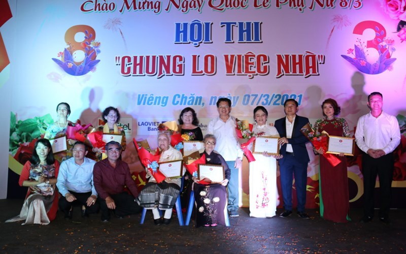 Kiều bào Lào với Ngày Quốc tế Phụ nữ năm 2021