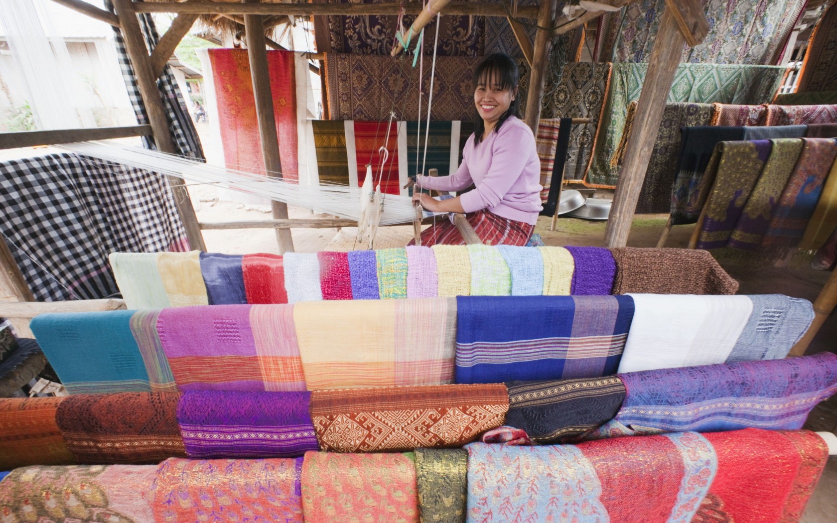 Hầu hết đơn vị kinh tế tại Lào là doanh nghiệp siêu nhỏ