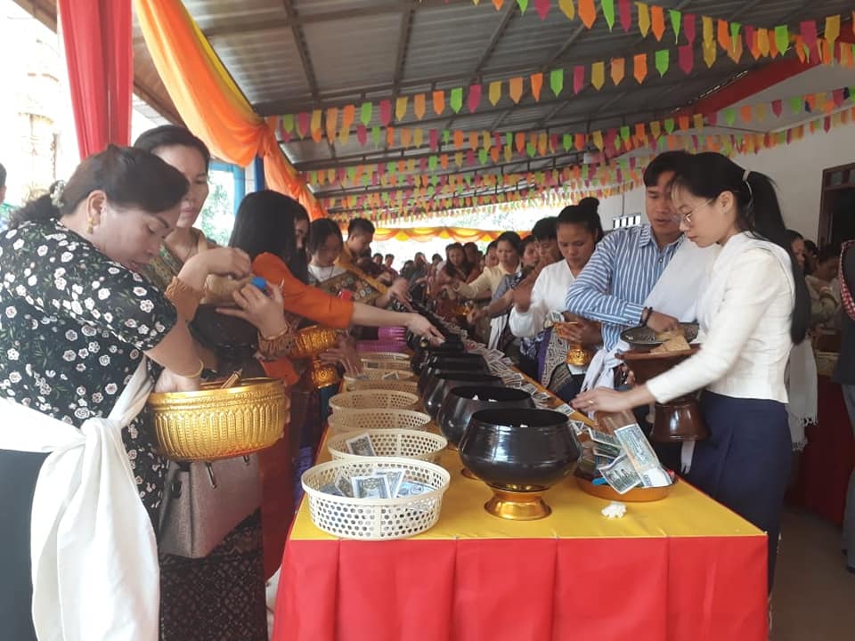 Bun Pimay Lào 2021 diễn ra thận trọng
