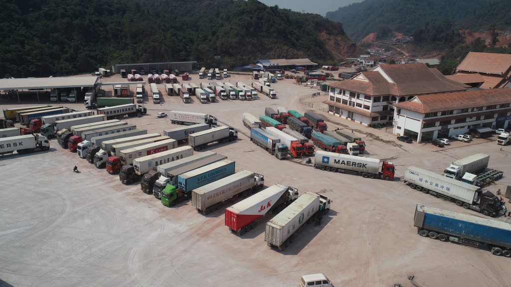 Lào ra quy định mới về vận tải hành khách và hàng hóa trong giai đoạn dịch bệnh Covid-19