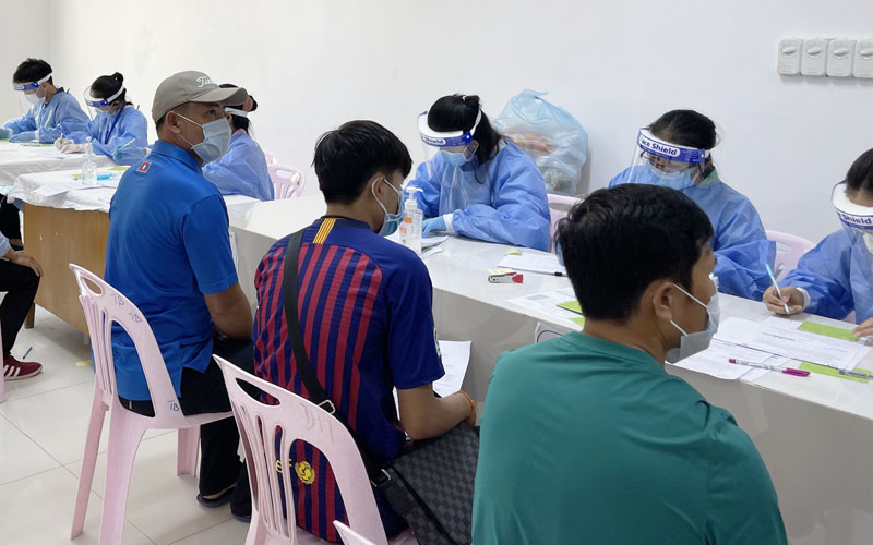 Lào chạy đua trong “giai đoạn vàng” để dập dịch Covid-19