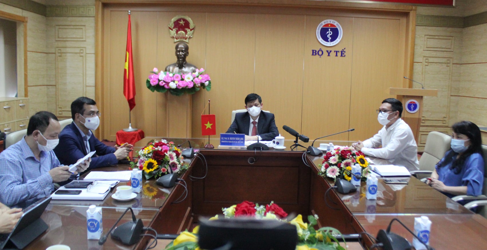 Việt Nam sẵn sàng hỗ trợ Lào vượt qua khó khăn trong cuộc chiến chống đại dịch COVID-19