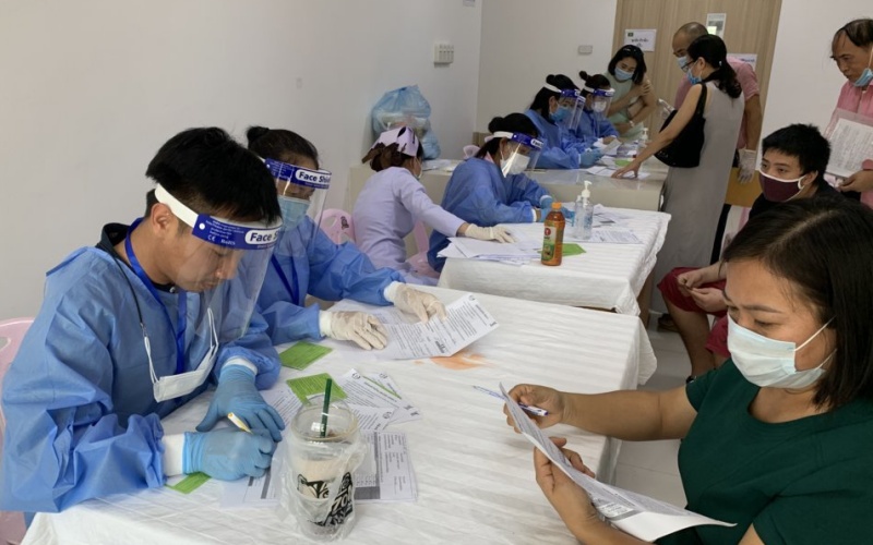 Có 56 kiều bào và người Việt bị nhiễm Covid-19 tại Lào