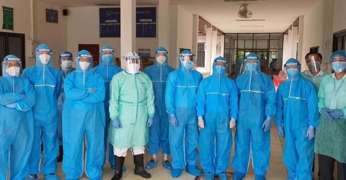 Báo Lào nêu bật sự hỗ trợ của Việt Nam trong chống dịch COVID-19 ở Lào