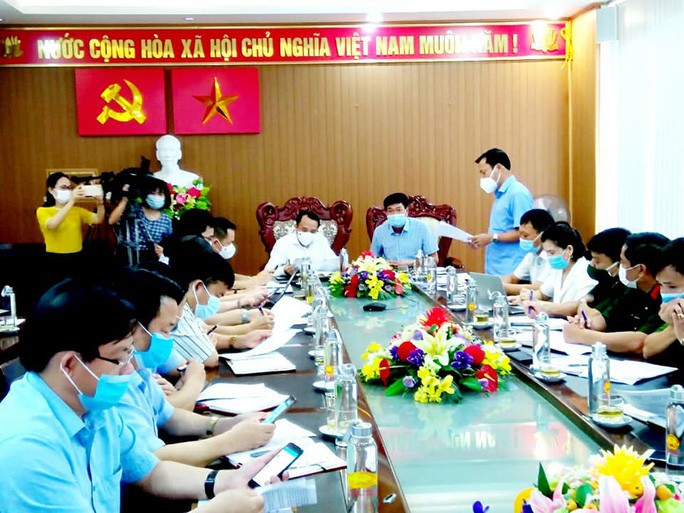 Sang Lào phát hiện dương tính SARS-CoV-2, xã có người đàn ông thường trú bị giãn cách - Ảnh 1. Sang Lào phát hiện dương tính SARS-CoV-2, xã có người đàn ông thường trú bị giãn cách - Ảnh 1.