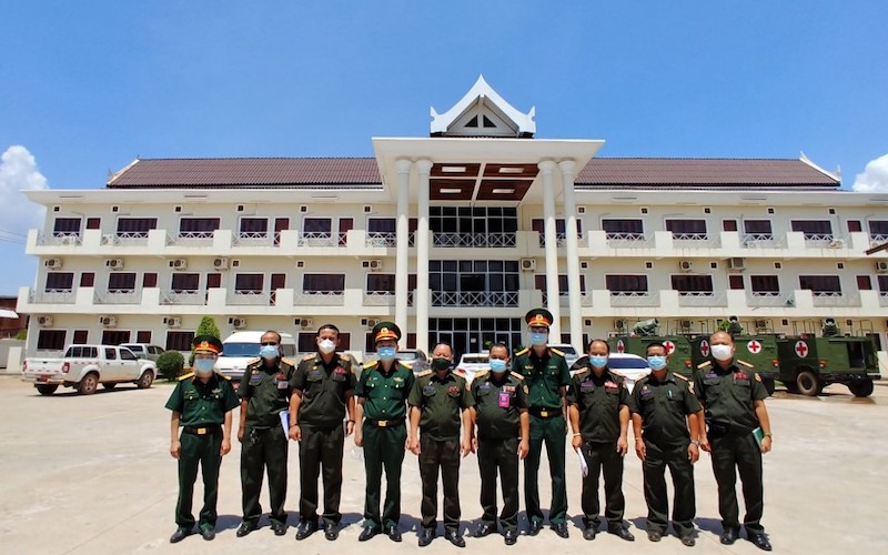 Quân y Việt Nam hỗ trợ các bệnh viện Quân đội Lào phòng chống Covid-19