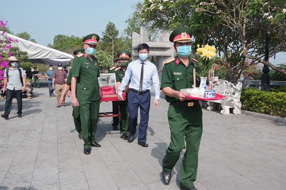 Truy điệu và an táng 24 hài cốt liệt sĩ quân tình nguyện, chuyên gia Việt Nam hy sinh tại Lào