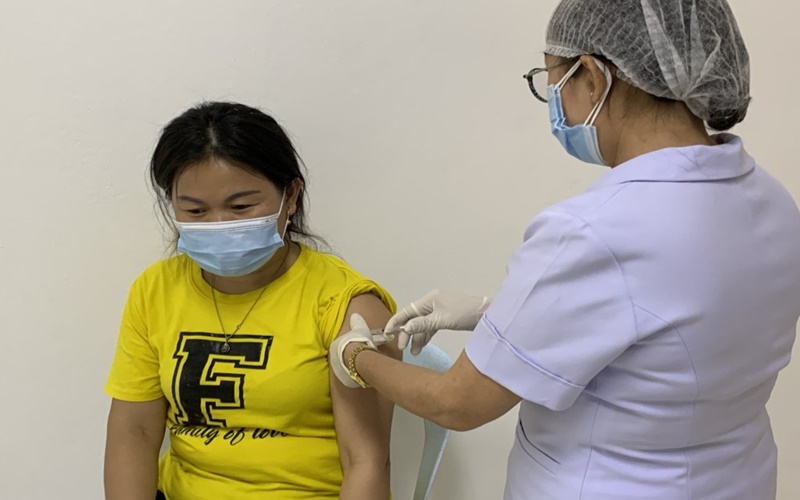 Các nước và tổ chức tiếp tục viện trợ vaccine ngừa Covid-19 cho Lào