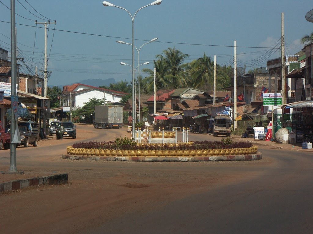 Tỉnh Vientiane phong tỏa huyện Phonhong vì chuỗi lây nhiễm Covid-19