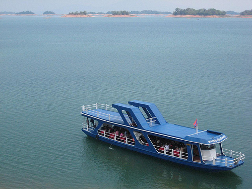 Lào lên kế hoạch phát triển khu du lịch hồ Nam Ngum 1