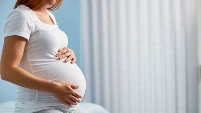 Lào hợp pháp hóa việc mang thai hộ