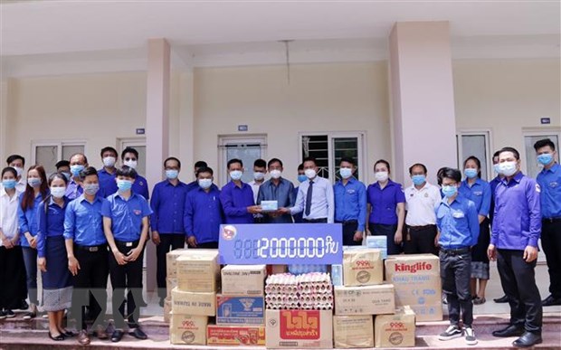 Doan Thanh nien Lao ho tro cac luu hoc sinh Viet Nam tai Vientiane hinh anh 1