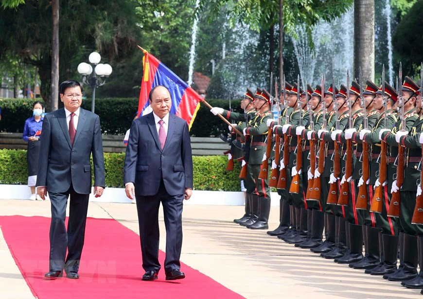 TBT, Chủ tịch nước Lào đón, hội đàm với Chủ tịch nước Nguyễn Xuân Phúc
