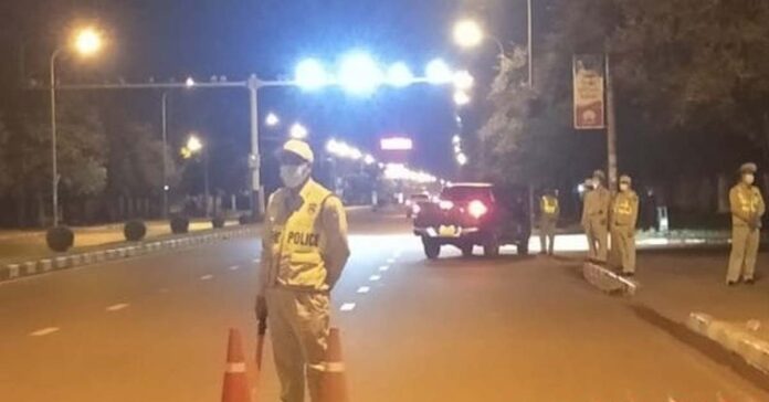 Vientiane cấm người dân đi đến vùng dịch bên ngoài